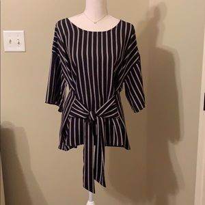 NWT West Kei Black and White Strip Tie Front Top